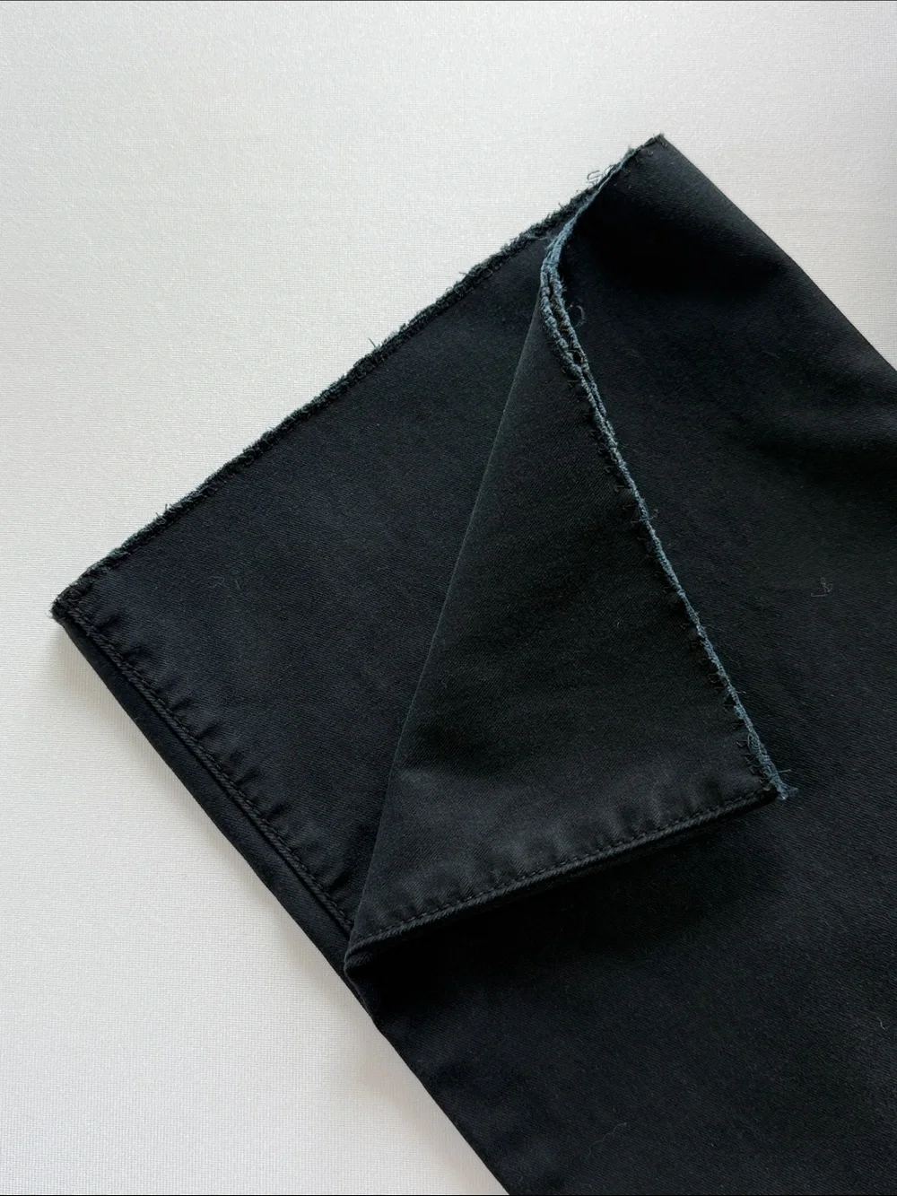 Kut from the Kloth Black Mid Rise Straight Leg Raw Hem Stretch Jeans Size 10